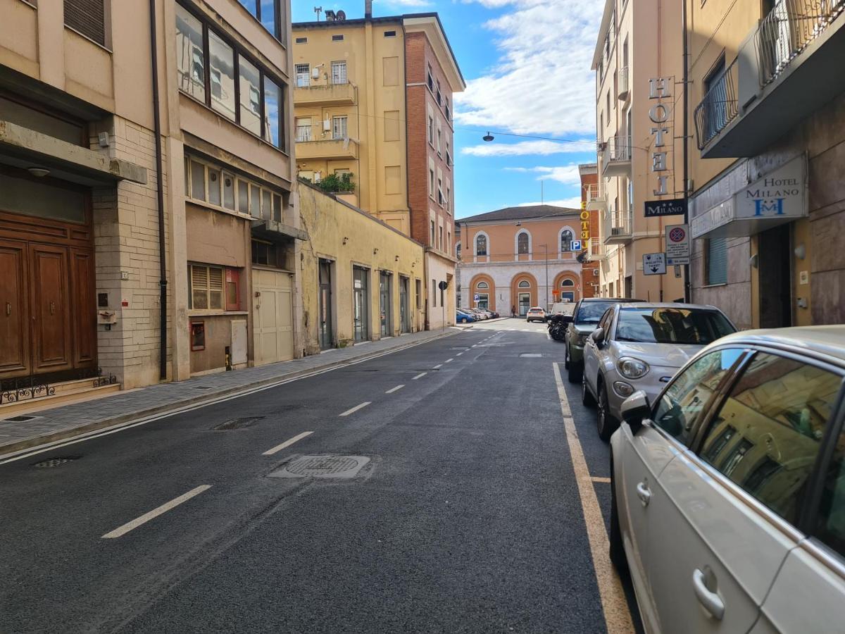 Lc Rooms Pisa Eksteriør bilde